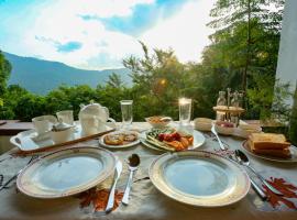 Hilltop Retreat Matale, hotel com estacionamento em Matale