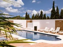 Can Pep Luis Can Pep Mortera is located in the beautiful countryside near to Playa den Bossa