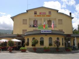Albergo Ristorante "Da Ruggeri" di Roberto e Stefano Ruggeri, ξενοδοχείο σε Albareto