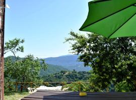 Agriturismo Il Loppo, your Home in the Woods, hôtel pas cher à Spello