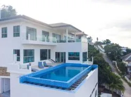 Bophut Luxurious Ocean view Villa