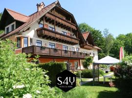 Hotel Kärntnerhof Velden by S4Y, hotel v mestu Velden am Wörthersee