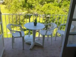 Studio lou paradou residence le provence