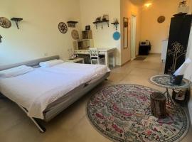 נקודות ריפוי, homestay di Tirat Karmel