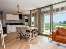 Appartement de Dageraad in monumentale boerderij – obiekt B&B w mieście Harlingen