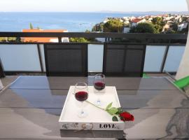 Apartment Relaxing sea view, Okrug Gornji, παραθεριστική κατοικία σε Okrug Gornji