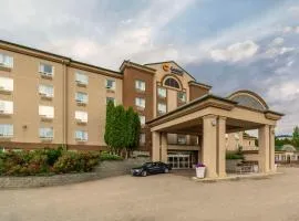 Comfort Inn & Suites Salmon Arm