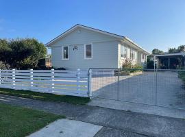 Turangi Home Family Size, cottage in Taupo