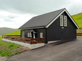 Luxurious Farm House - Á Snætu - Unique, hotel in Sandavágur