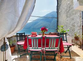 Romantic balcony Valsolda, lejlighed i Valsolda