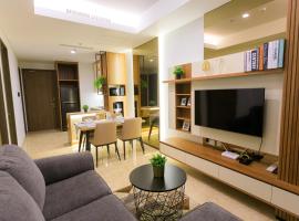 Calma 31 Apartment, allotjament a la platja a Makassar