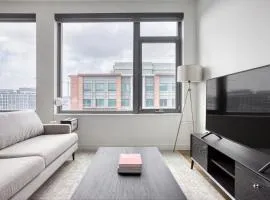 Navy Yard 1BR w Gym WD steps from Nats Park WDC-325