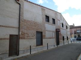 CASA RUINA、Nava del Reyのホテル