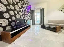 Relaxing Private Rooms in Compound Housing near Burj Alarab Villa 124