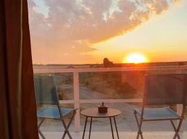 Sunset View, hotell sihtkohas Costinesti