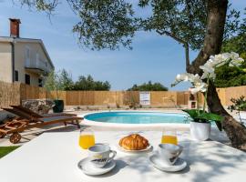 Holiday Home Pacin by Interhome, hotel v destinaci Sveti Filip i Jakov
