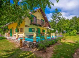 Holiday Home Legendao 2 by Interhome، فيلا في لوكوفو