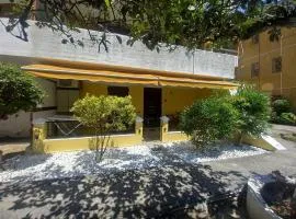 Angela's Cute Apartment (A/C, WiFi, Little Garden)