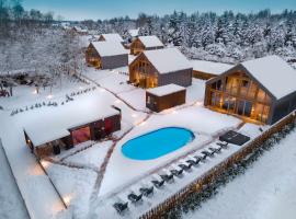 Krasne Residence & SPA - STREFA CISZY, smeštaj sa kuhinjom u gradu Krasne