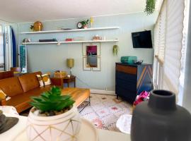 NEW! Mid-Century Modern Themed Family Home!, hotel in Vermilion