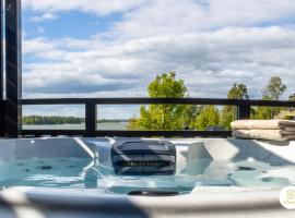 Villa Eden - Design-Sea-Pool-Sauna-Services, hotel em Kemionsaari