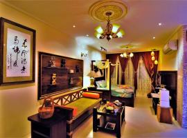 Boutique Studio with exclusive views and amenities, hotel berdekatan Borneo Convention Centre Kuching, Kuching