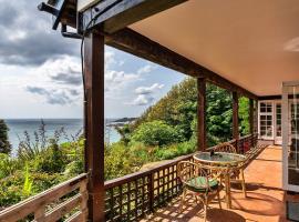 Finest Retreats - Tregatreath, cottage in Coverack