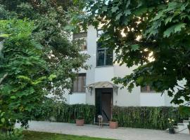 D'OR DUBLE' bed and breakfast, hotel econômico em Carignano