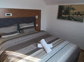 Vila Jasmina，位于科拉欣的带热水浴缸的酒店