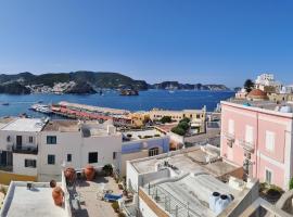 VisitPonza - Olimpo, alloggio vicino alla spiaggia a Ponza