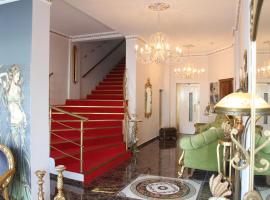 Huri & Nuri Hotel, hotel em Foça