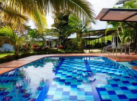 Finca Santa Clara, Rivera-Huila, hotel with pools in Rivera