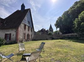 Gîte Jaligny-sur-Besbre, 5 pièces, 7 personnes - FR-1-489-459, hotell med parkering i Jaligny