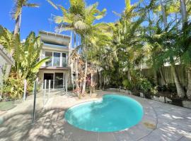 Sunshine Beach Oasis Private Pool Pet Friendly solway, strandleiga í Sunshine Beach