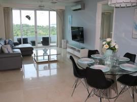 18G Luxury Oceanview with Roof Top Pool, lägenhet i Arraiján