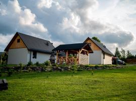 Bieszczadzka Miejscówka, hotel in Lutowiska