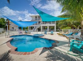 Key West Paradise with Private Pool and Ocean View, hotel with jacuzzis in Cudjoe Key