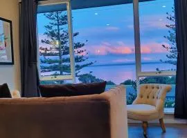 Captains on the Seafront - Winter Fire - stunning sea views- 4br 2bth - large waterfront
