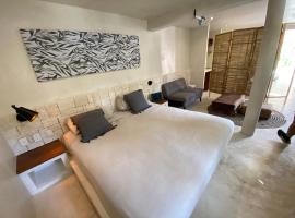 Villa Deluxe Magha, Hotel in Francisco Uh May