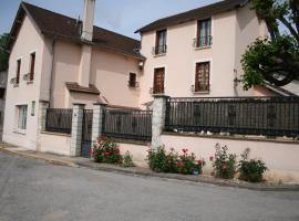 Le Pingouin, cheap hotel in Bennecourt