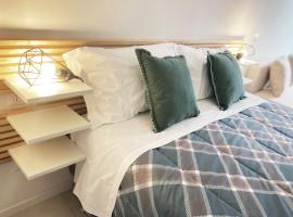 Apartment Via Sant'Alessandro 22 - Sostify, hotel v Bergamu