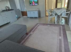 Altinoluk Denize 50 m 1+1 yeni daire, hotel en Edremit