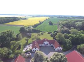 Værelse ved Nykøbing F., orlofshús/-íbúð í Nykøbing Falster