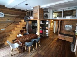 Idéalement situé cœur du village - calme & confort, hotel in Saint-Étienne-de-Tinée