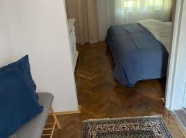 Apartments & Room - Korzo, hotel u gradu Sombor