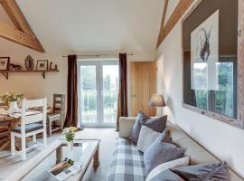 Sansoms Loft, holiday home in Woodstock