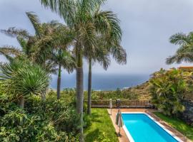 Lightbooking La Morita Villa de Mazo con piscina: Mazo'da bir tatil evi