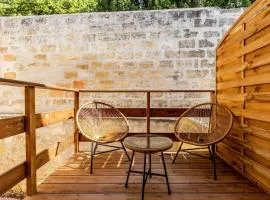 Grand appartement avec terrasse / Vieux-Lormont