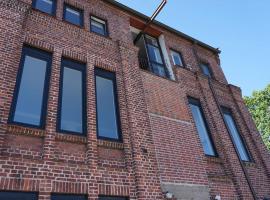 Schönes Loft über den Dächern, hotel di Stadt Schenefeld