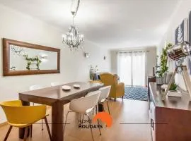 #032 T2 Idalia by Home Holidays